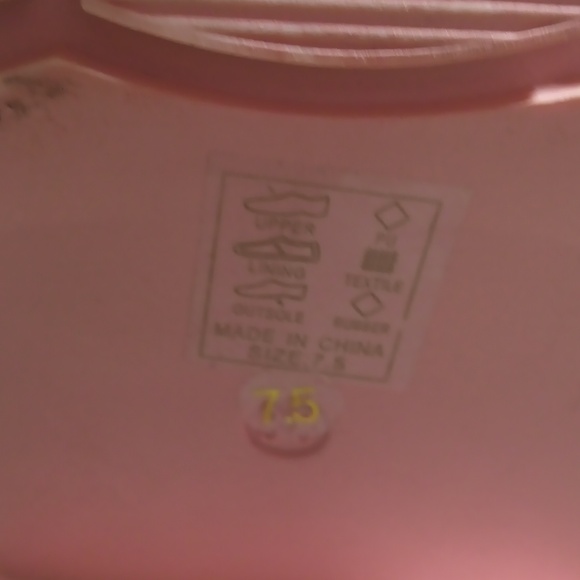 Women's Azalea Wang Black and Pink Boots - Picture 8 of 8